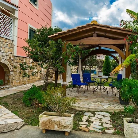 Villa Garden Star Zakynthos Town